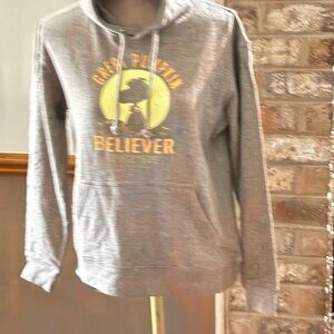 Gray Crewneck Hoodie with Yellow Graphic - Believer Pullover